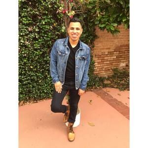 Meet your Posher, Javi